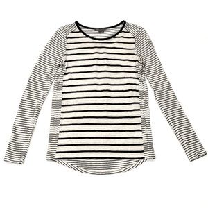 Vince.  Mixed Stripe 100% Linen Long Sleeve Top